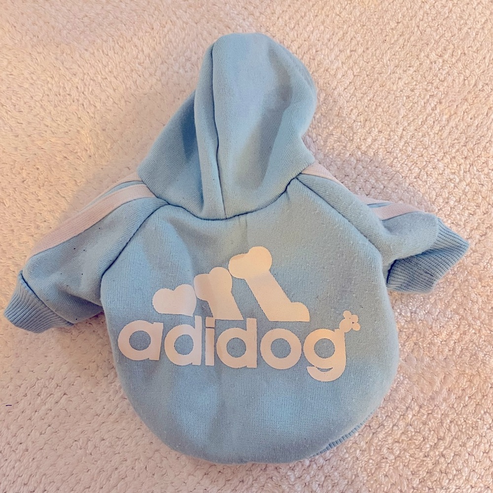 GUC puppy/ tiny dog sweatshirt.